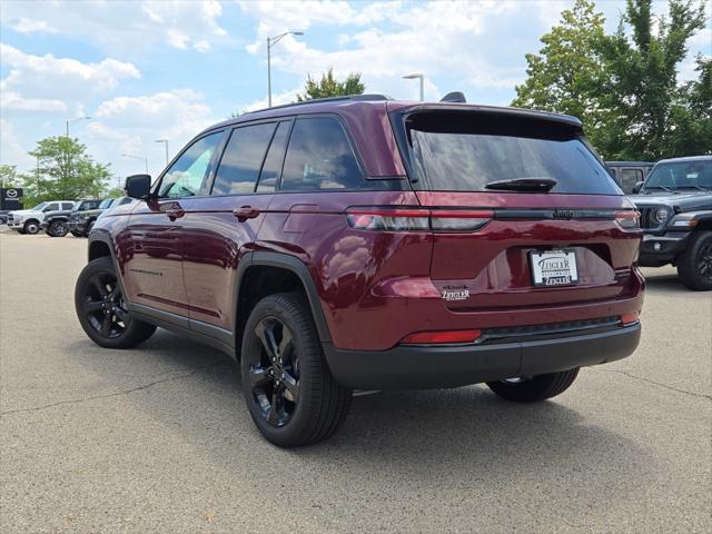 new 2025 Jeep Grand Cherokee car, priced at $44,121
