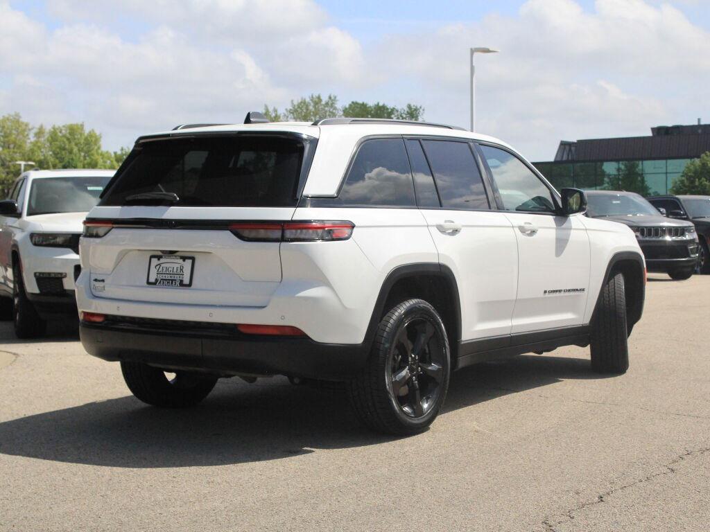 used 2023 Jeep Grand Cherokee car, priced at $27,800