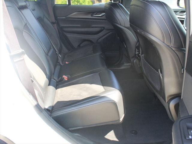 used 2023 Jeep Grand Cherokee car, priced at $32,000