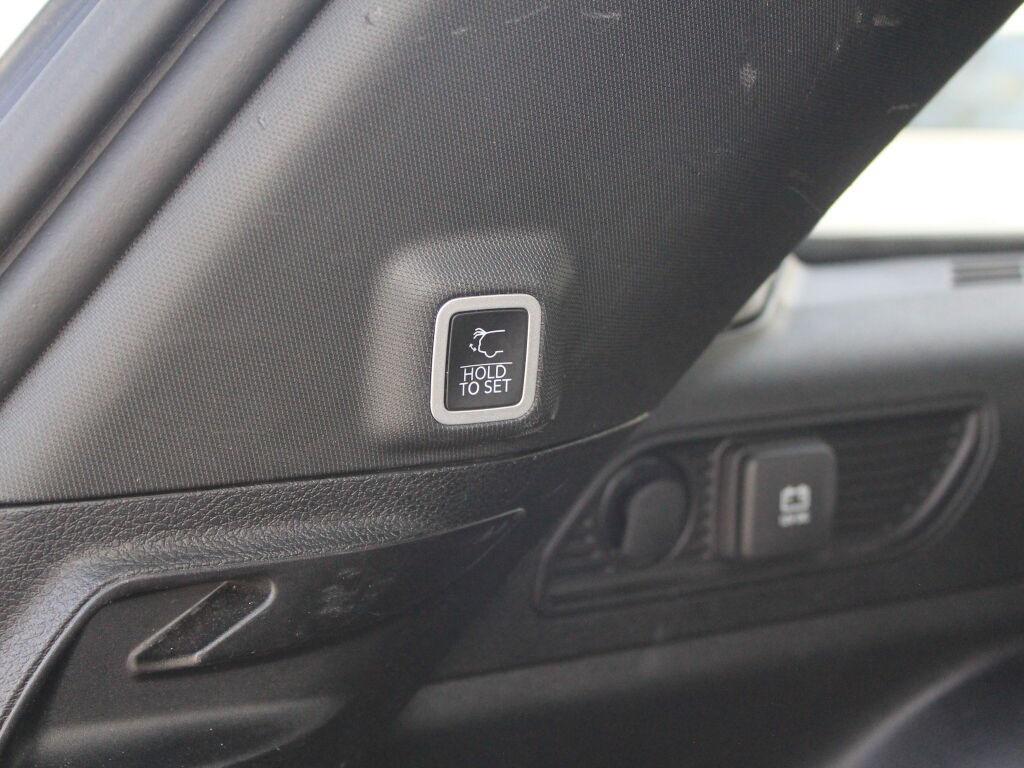 used 2023 Jeep Grand Cherokee car, priced at $27,800