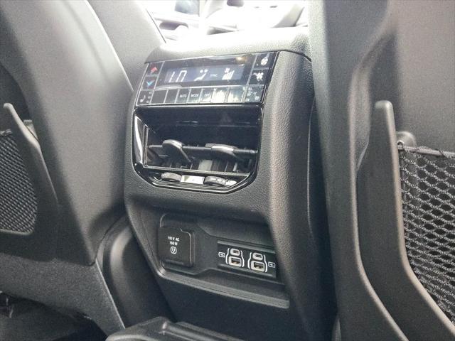 new 2025 Jeep Grand Cherokee L car, priced at $47,007