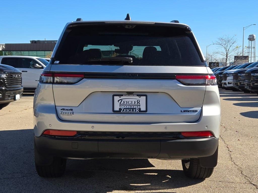 new 2025 Jeep Grand Cherokee car, priced at $51,855