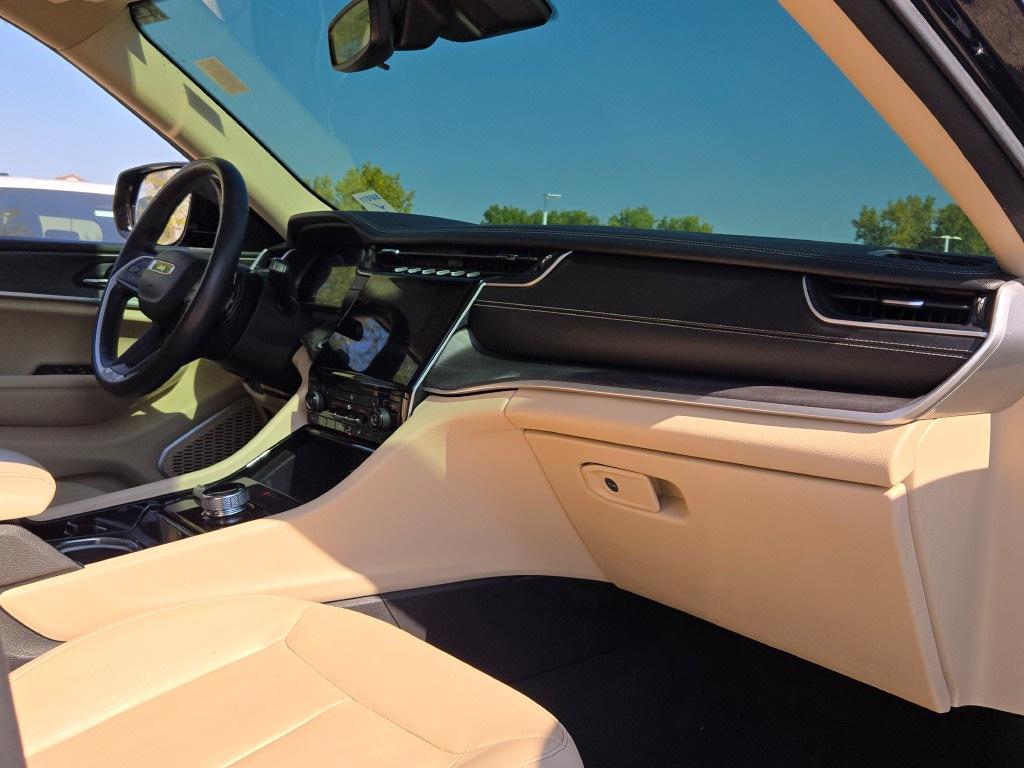 used 2021 Jeep Grand Cherokee L car, priced at $27,494