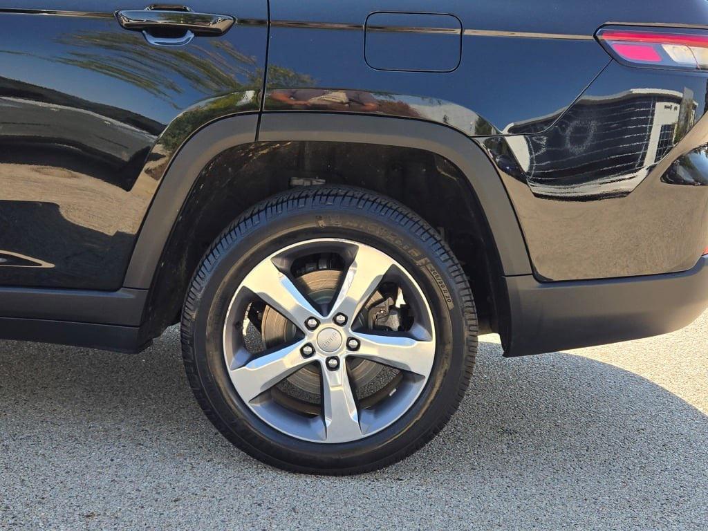 used 2021 Jeep Grand Cherokee L car, priced at $27,494