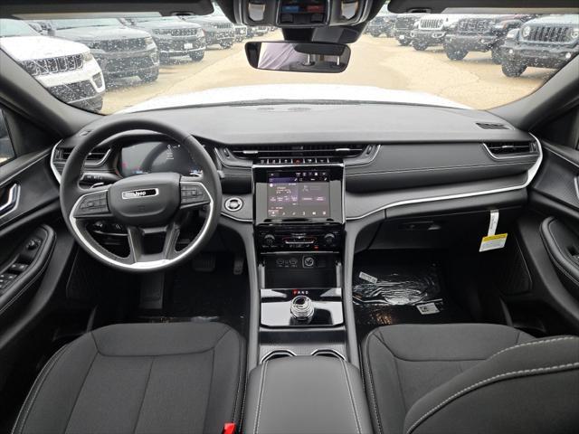 new 2025 Jeep Grand Cherokee L car, priced at $35,789