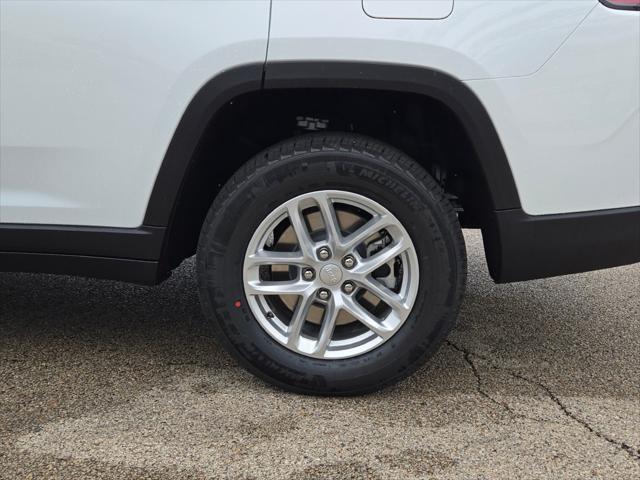 new 2025 Jeep Grand Cherokee L car, priced at $35,789
