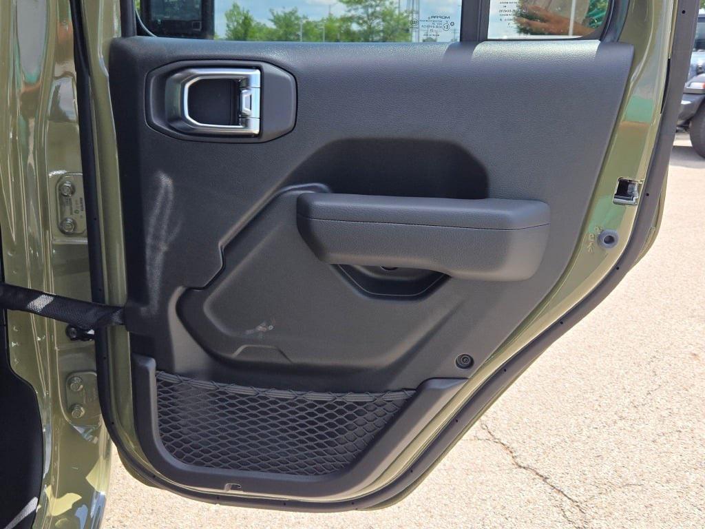 new 2025 Jeep Wrangler car, priced at $43,845