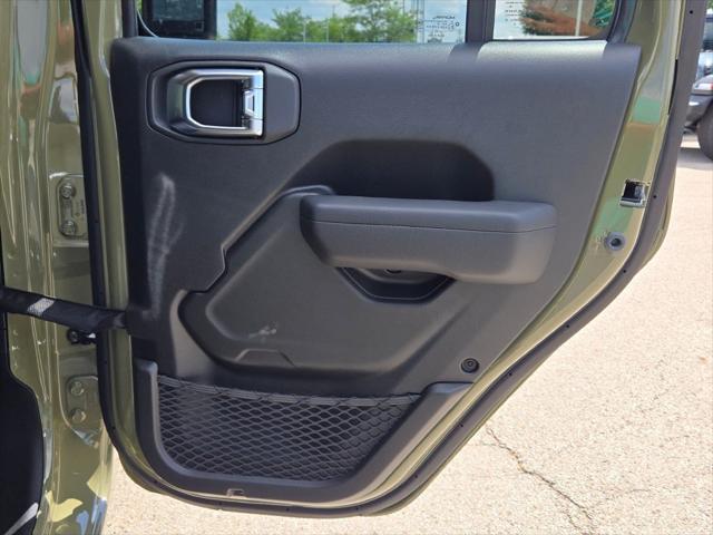 new 2025 Jeep Wrangler car, priced at $42,304