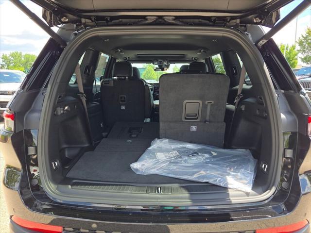 new 2025 Jeep Grand Cherokee L car, priced at $42,072