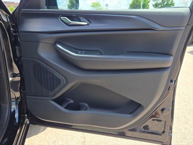 new 2025 Jeep Grand Cherokee L car, priced at $42,072