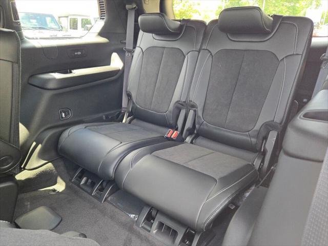new 2025 Jeep Grand Cherokee L car, priced at $42,072