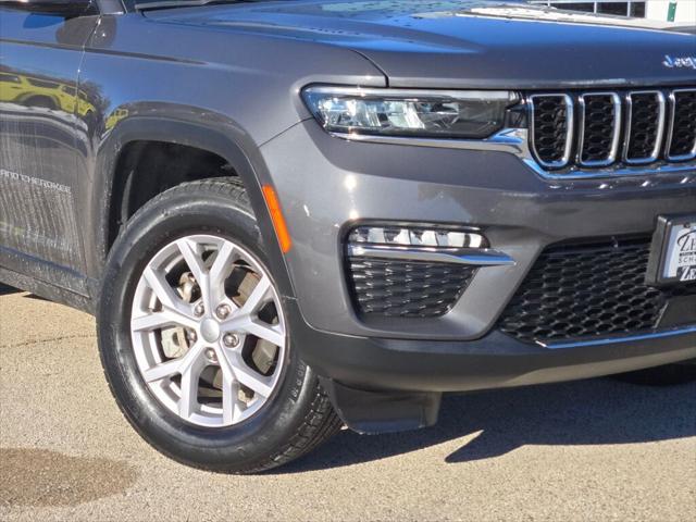 used 2022 Jeep Grand Cherokee car, priced at $35,800