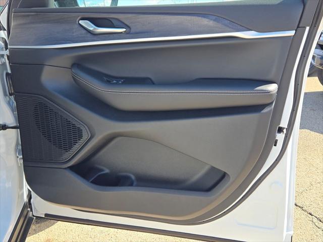new 2025 Jeep Grand Cherokee L car, priced at $44,315
