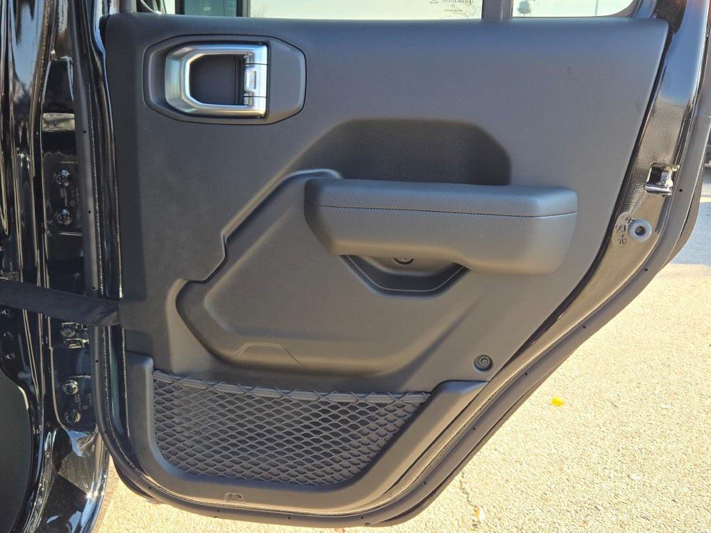 new 2026 Jeep Gladiator car, priced at $52,790