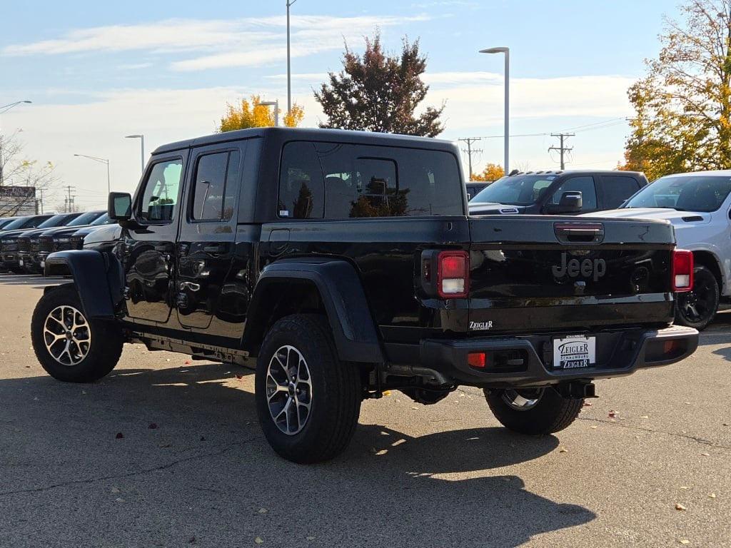 new 2026 Jeep Gladiator car, priced at $52,790