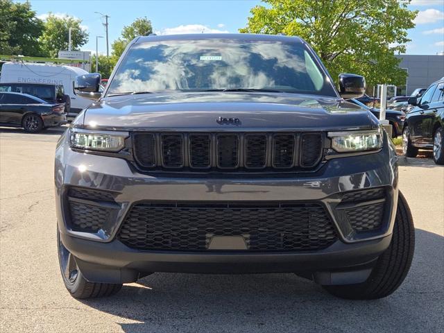 new 2025 Jeep Grand Cherokee car, priced at $45,675