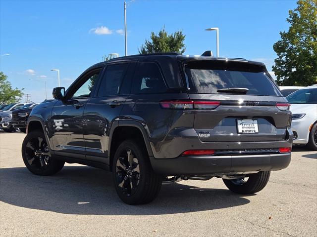 new 2025 Jeep Grand Cherokee car, priced at $45,675