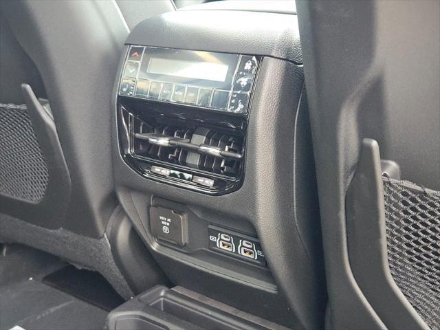 new 2025 Jeep Grand Cherokee L car, priced at $45,417