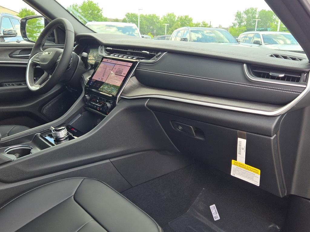 new 2025 Jeep Grand Cherokee L car, priced at $43,240