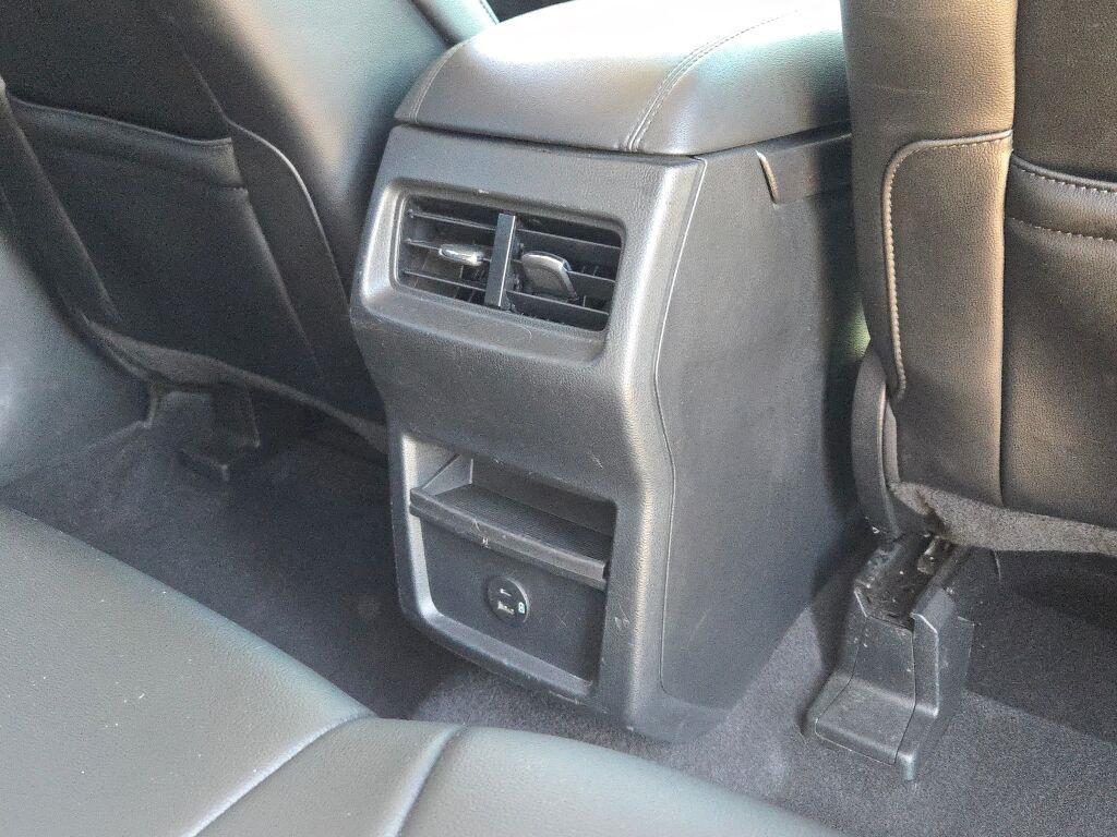 used 2021 Ford Edge car, priced at $19,969