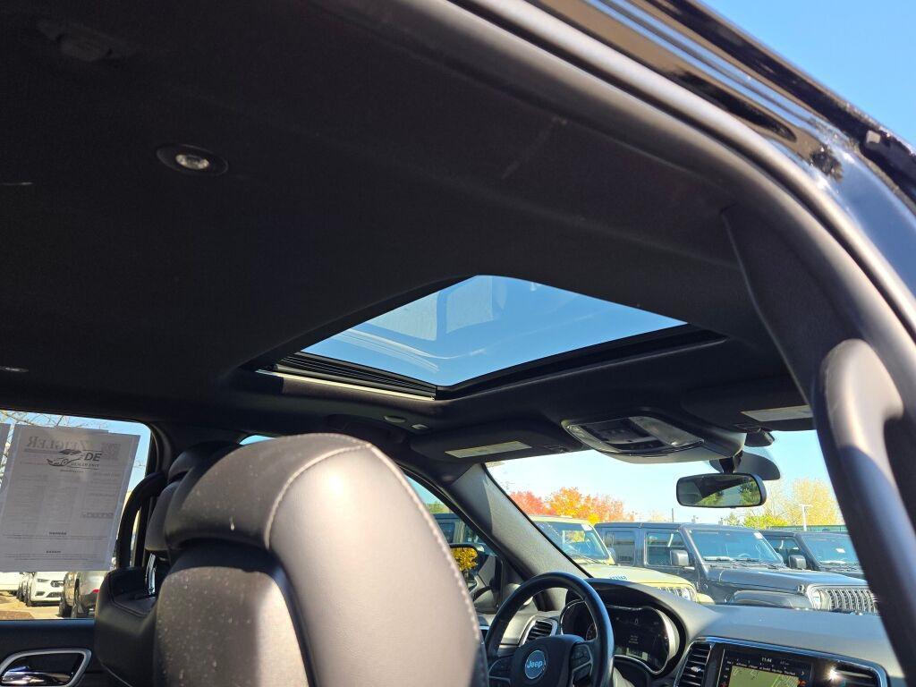 used 2021 Jeep Grand Cherokee car, priced at $19,797