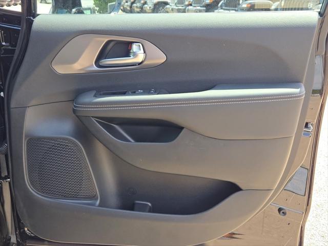 new 2025 Chrysler Voyager car, priced at $35,563