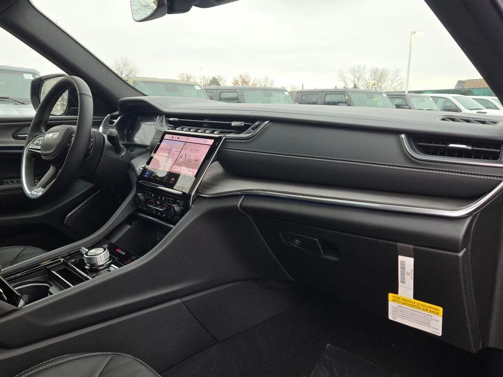 new 2025 Jeep Grand Cherokee L car, priced at $56,330