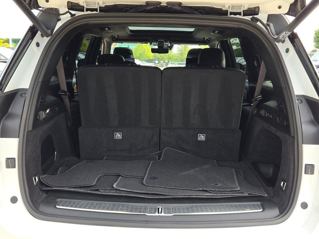 used 2024 Jeep Grand Cherokee L car, priced at $57,700