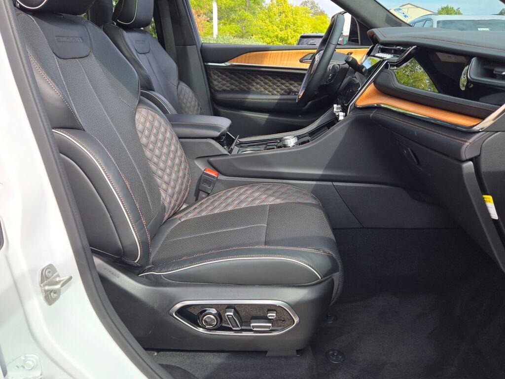 used 2024 Jeep Grand Cherokee L car, priced at $57,700