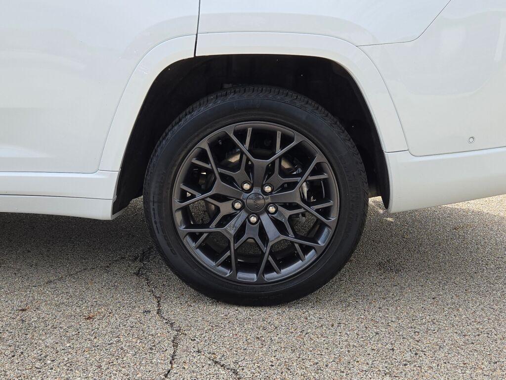 used 2024 Jeep Grand Cherokee L car, priced at $57,700