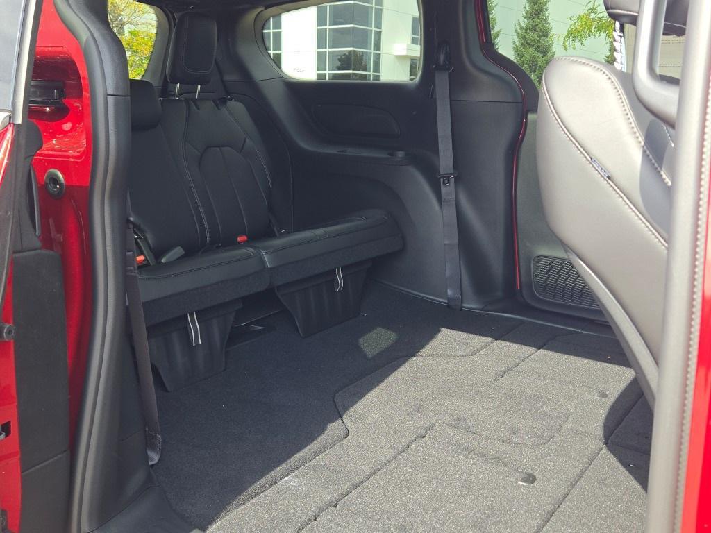 new 2026 Chrysler Pacifica car, priced at $47,030