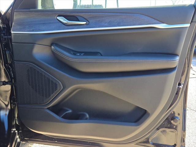 new 2025 Jeep Grand Cherokee car, priced at $45,535