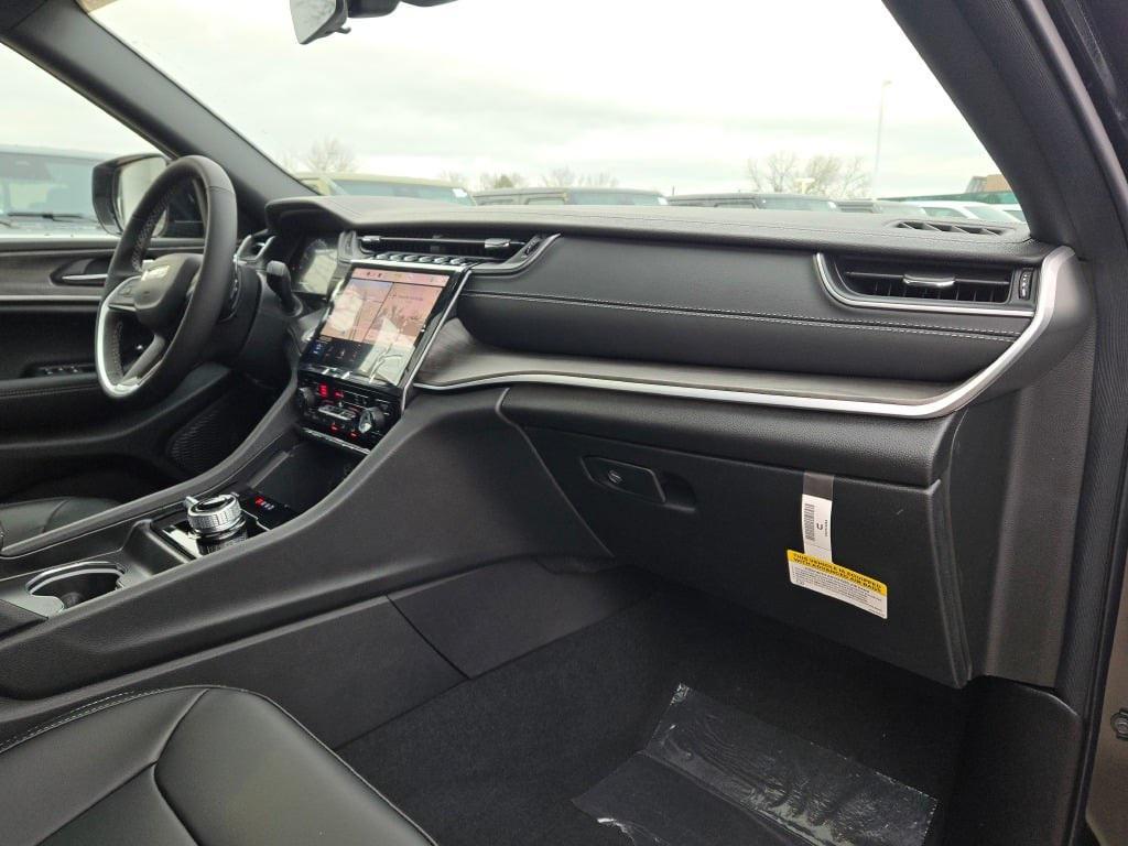 new 2025 Jeep Grand Cherokee L car, priced at $44,860