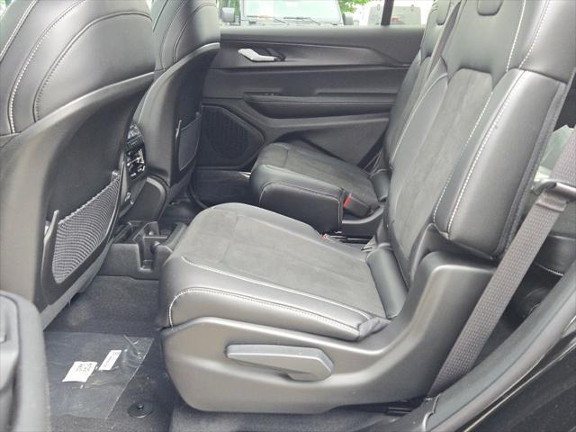 new 2025 Jeep Grand Cherokee L car, priced at $40,967