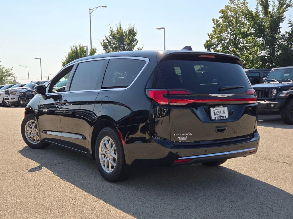 new 2026 Chrysler Pacifica car, priced at $37,450
