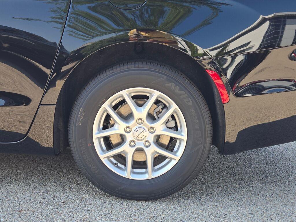 new 2026 Chrysler Pacifica car, priced at $37,450