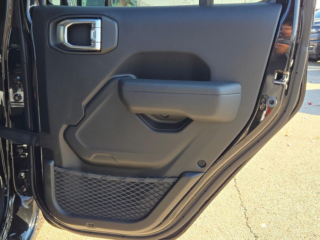 new 2026 Jeep Wrangler car, priced at $51,620