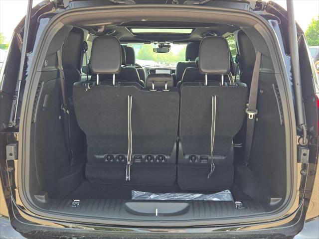 new 2025 Chrysler Pacifica car, priced at $43,098