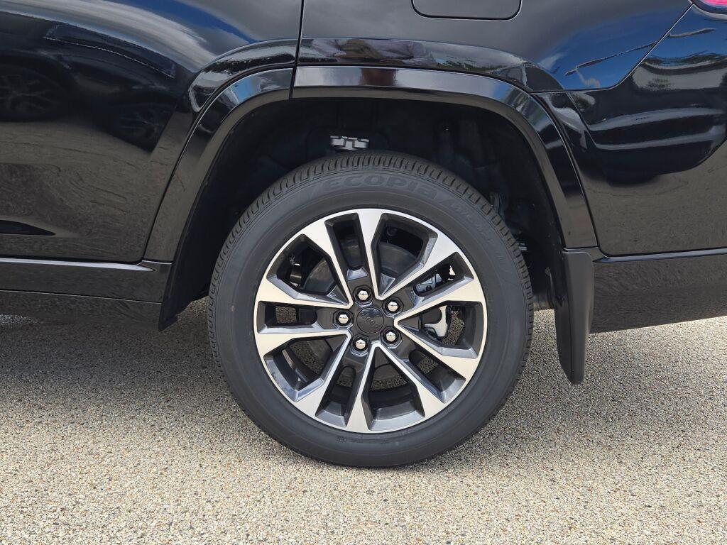 new 2025 Jeep Grand Cherokee L car, priced at $58,795