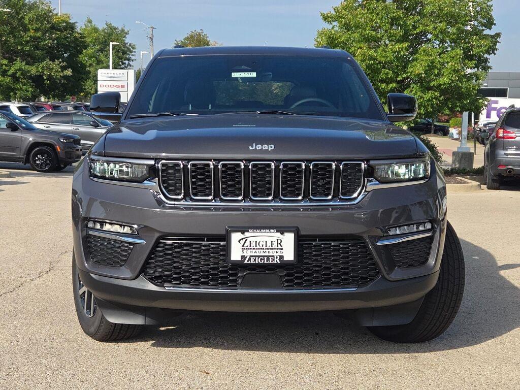 new 2025 Jeep Grand Cherokee car, priced at $44,685