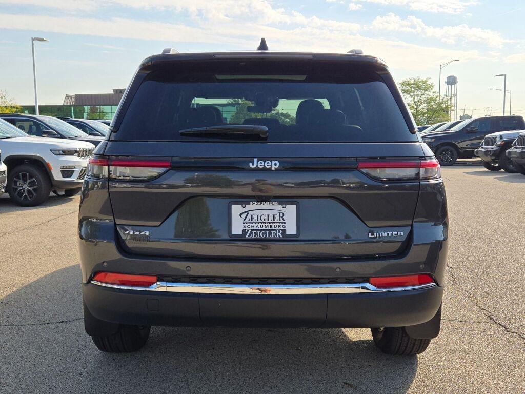 new 2025 Jeep Grand Cherokee car, priced at $44,685