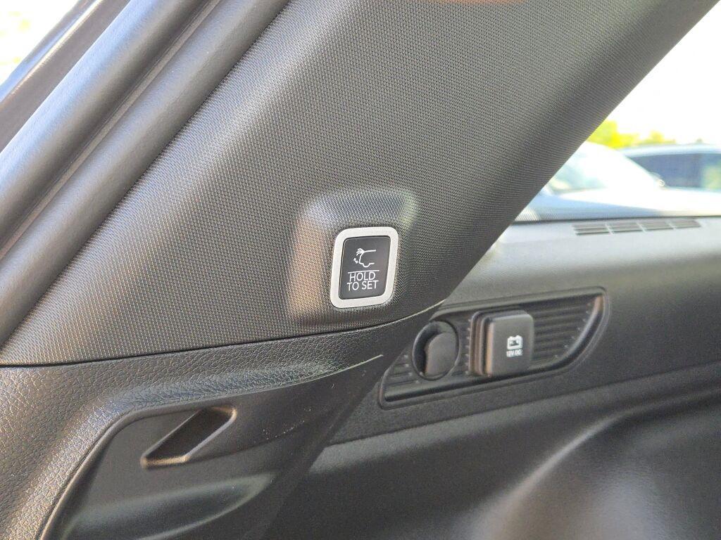 new 2025 Jeep Grand Cherokee car, priced at $44,685