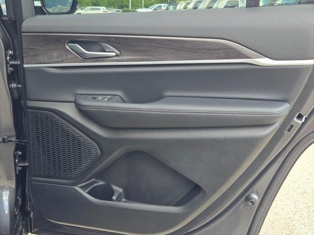 new 2025 Jeep Grand Cherokee L car, priced at $49,757