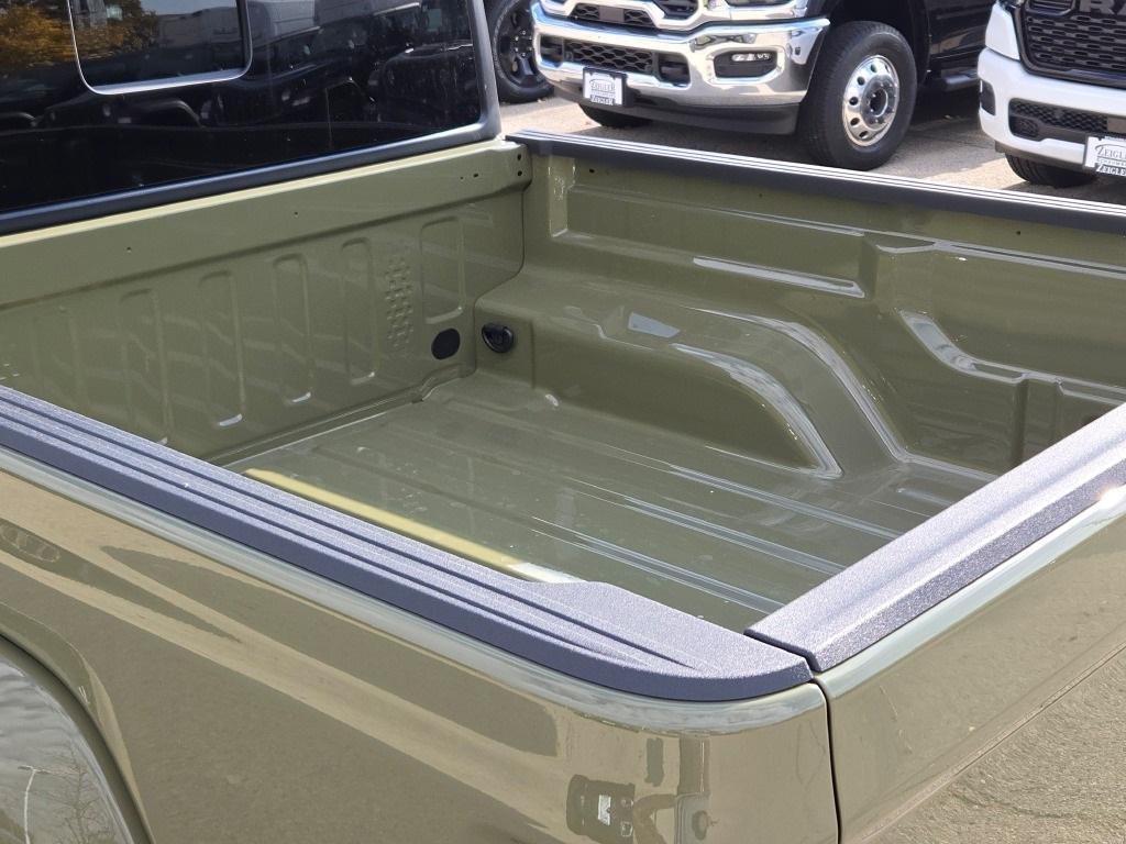 new 2026 Jeep Gladiator car, priced at $52,790