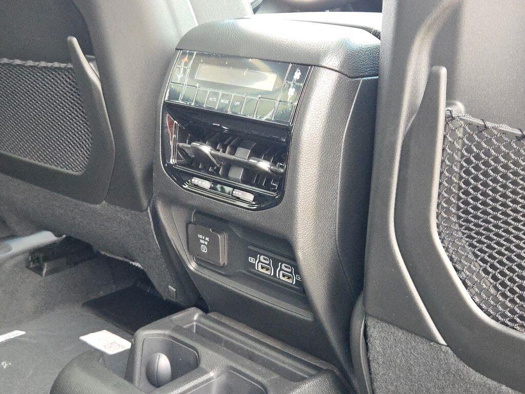 new 2025 Jeep Grand Cherokee L car, priced at $41,730