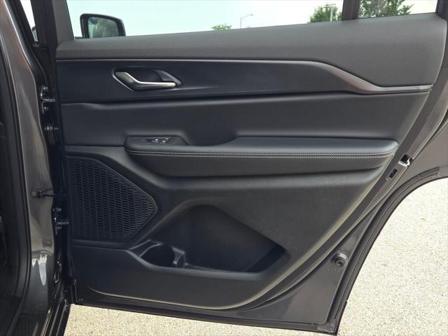 new 2025 Jeep Grand Cherokee L car, priced at $42,072