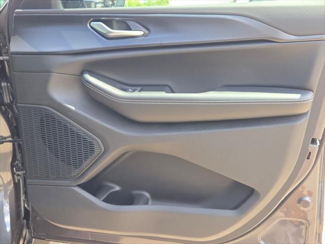 new 2025 Jeep Grand Cherokee L car, priced at $42,497
