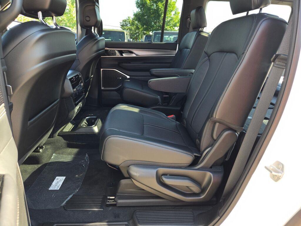 new 2025 Jeep Wagoneer car, priced at $67,520
