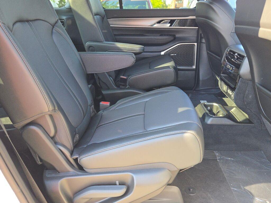 new 2025 Jeep Wagoneer car, priced at $67,520