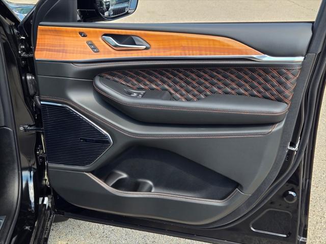 new 2025 Jeep Grand Cherokee L car, priced at $66,346